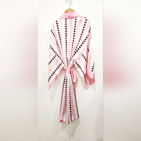 COPY - Victoria Secret Robe - Picture 2 of 3